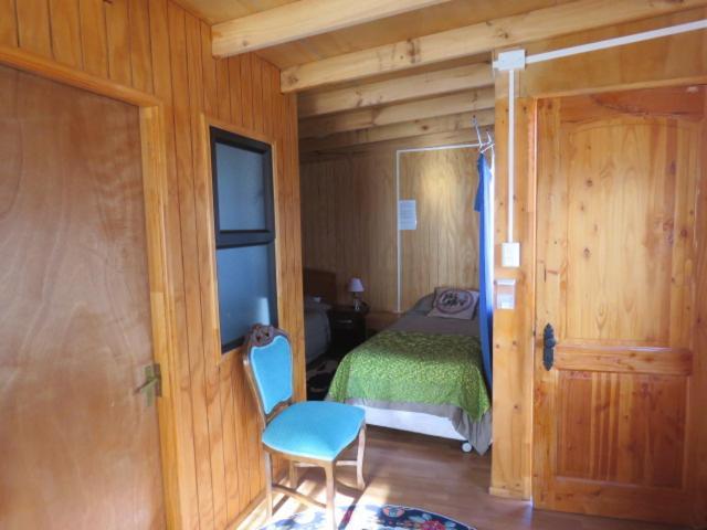 Hostal Y Cabanas Peumayen Puerto Guadal Ngoại thất bức ảnh