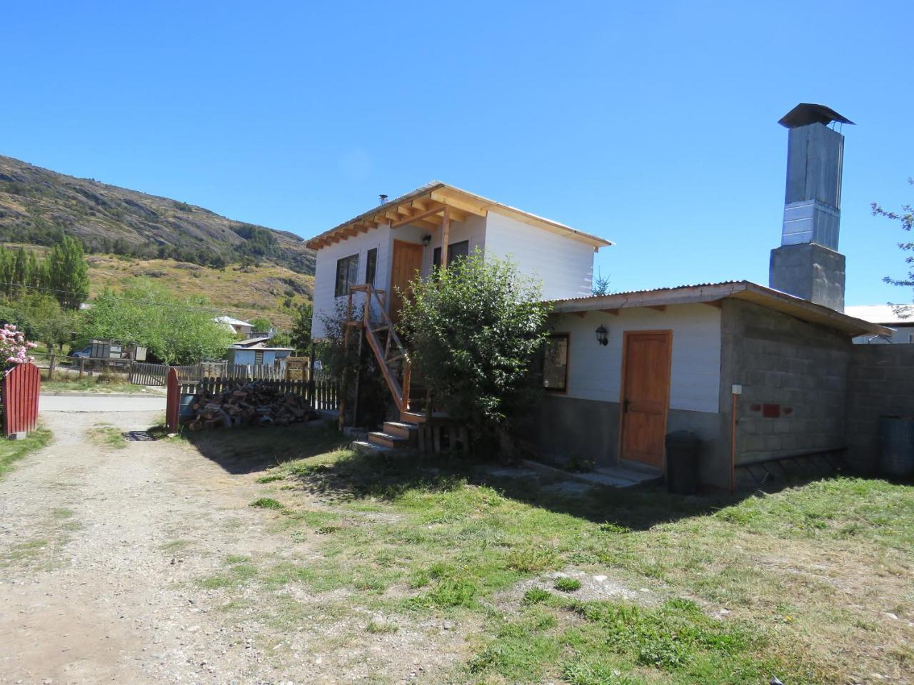 Hostal Y Cabanas Peumayen Puerto Guadal Ngoại thất bức ảnh